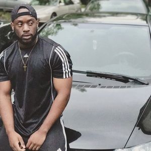 Unisex Adidas workout set!